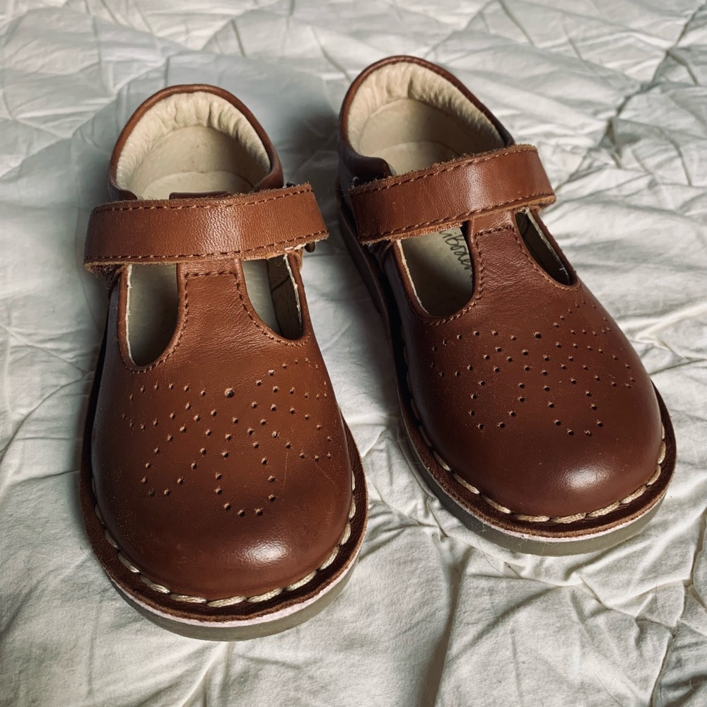 Mini Boden real leather toddler shoes 24EU 8US